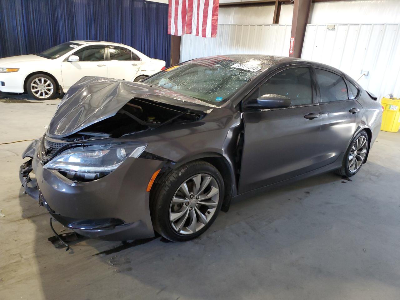 Изображение 1 2015 CHRYSLER 200 S 2015 с VIN 1C3CCCBB3FN677113