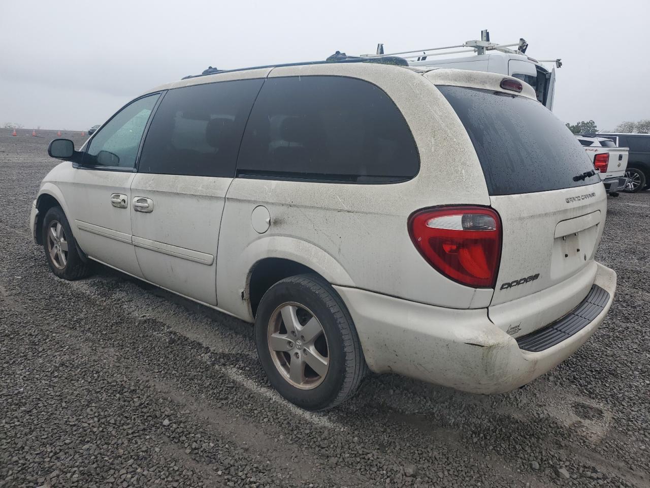 Obraz 2 z 2005 DODGE GRAND CARAVAN SXT 2005 z VIN 2D4GP44L65R600379