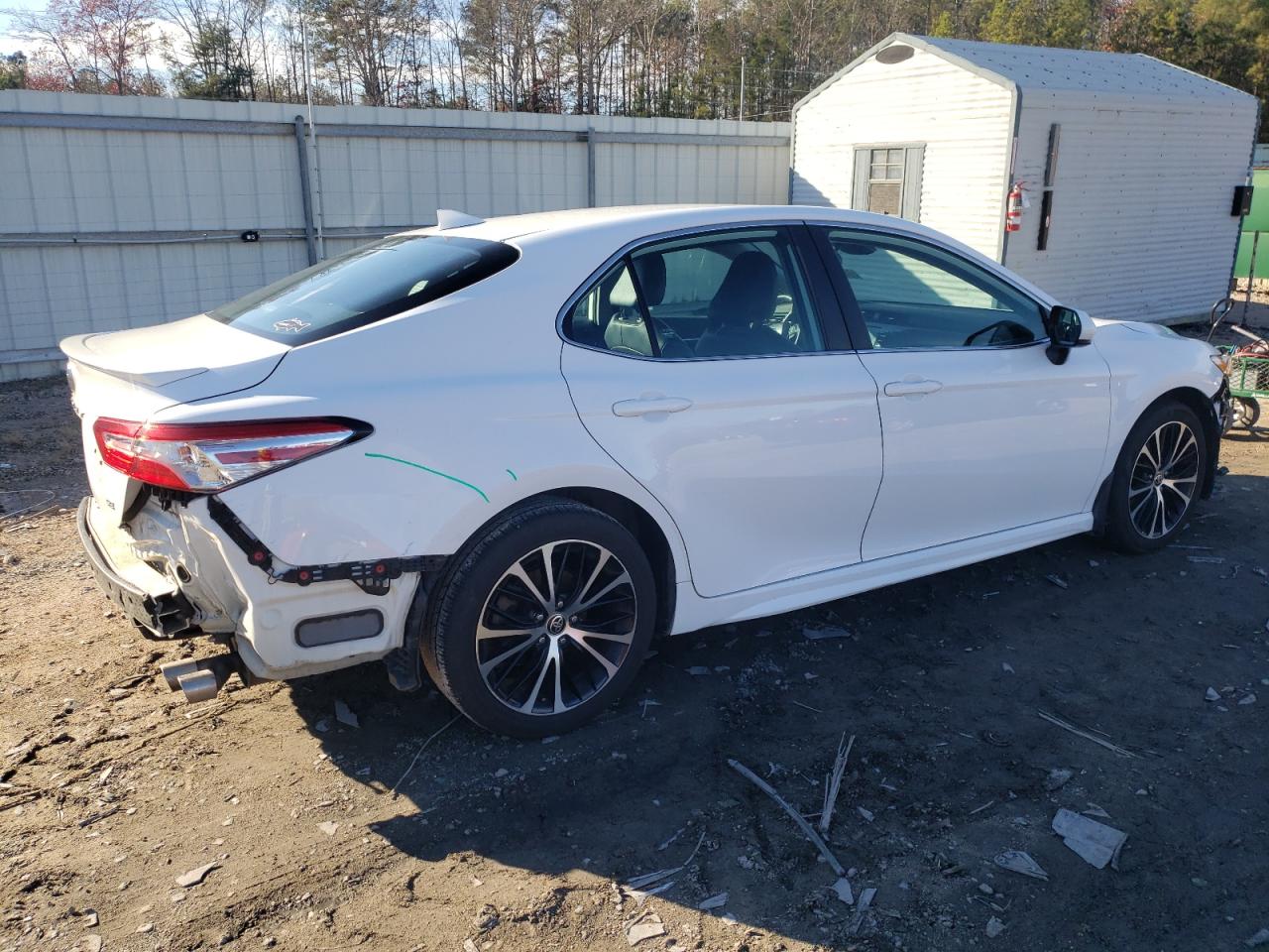 Изображение 3 2020 TOYOTA CAMRY SE 2020 с VIN 4T1G11AK9LU952991