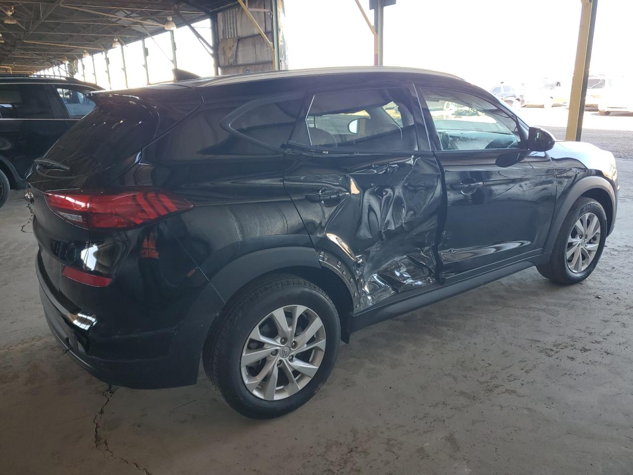 Image 3 of 2020 HYUNDAI TUCSON LIMITED 2020 with VIN KM8J33A40LU177641