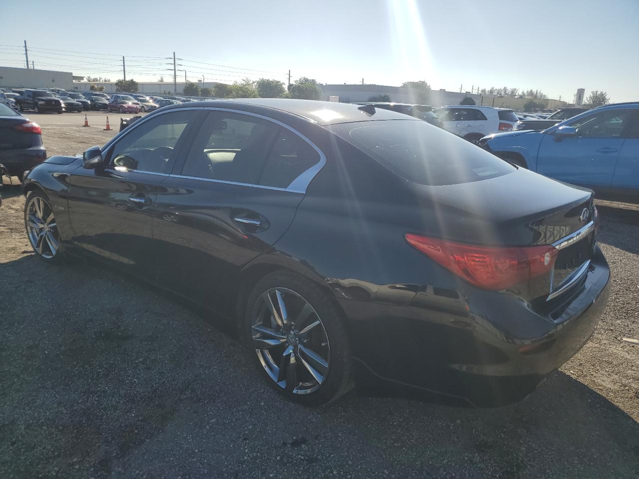 Image 2 of 2015 INFINITI Q50 HYBRID PREMIUM 2015 with VIN JN1AV7AP4FM790708