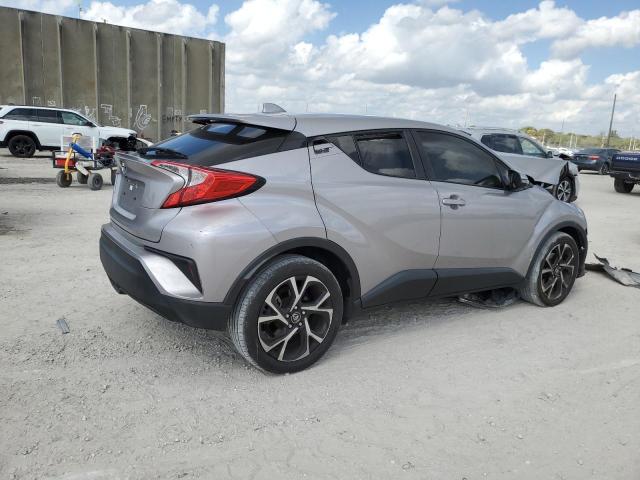 Image 3 of 2019 TOYOTA C-HR XLE 2019 with VIN JTNKHMBX9K1045899