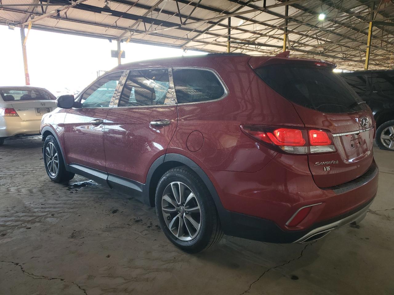 Изображение 2 2018 HYUNDAI SANTA FE SE 2018 с VIN KM8SM4HF3JU269421