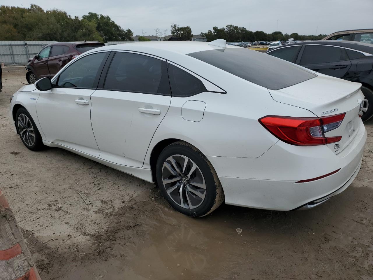 Изображение 2 2018 HONDA ACCORD HYBRID 2018 с VIN 1HGCV3F15JA002940