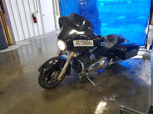 Изображение 1 2011 HARLEY-DAVIDSON FLHX  2011 с VIN 1HD1KBM13BB646782