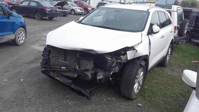 Image 1 of 2016 KIA SORENTO LX 2016 with VIN 5XYPG4A10GG141972