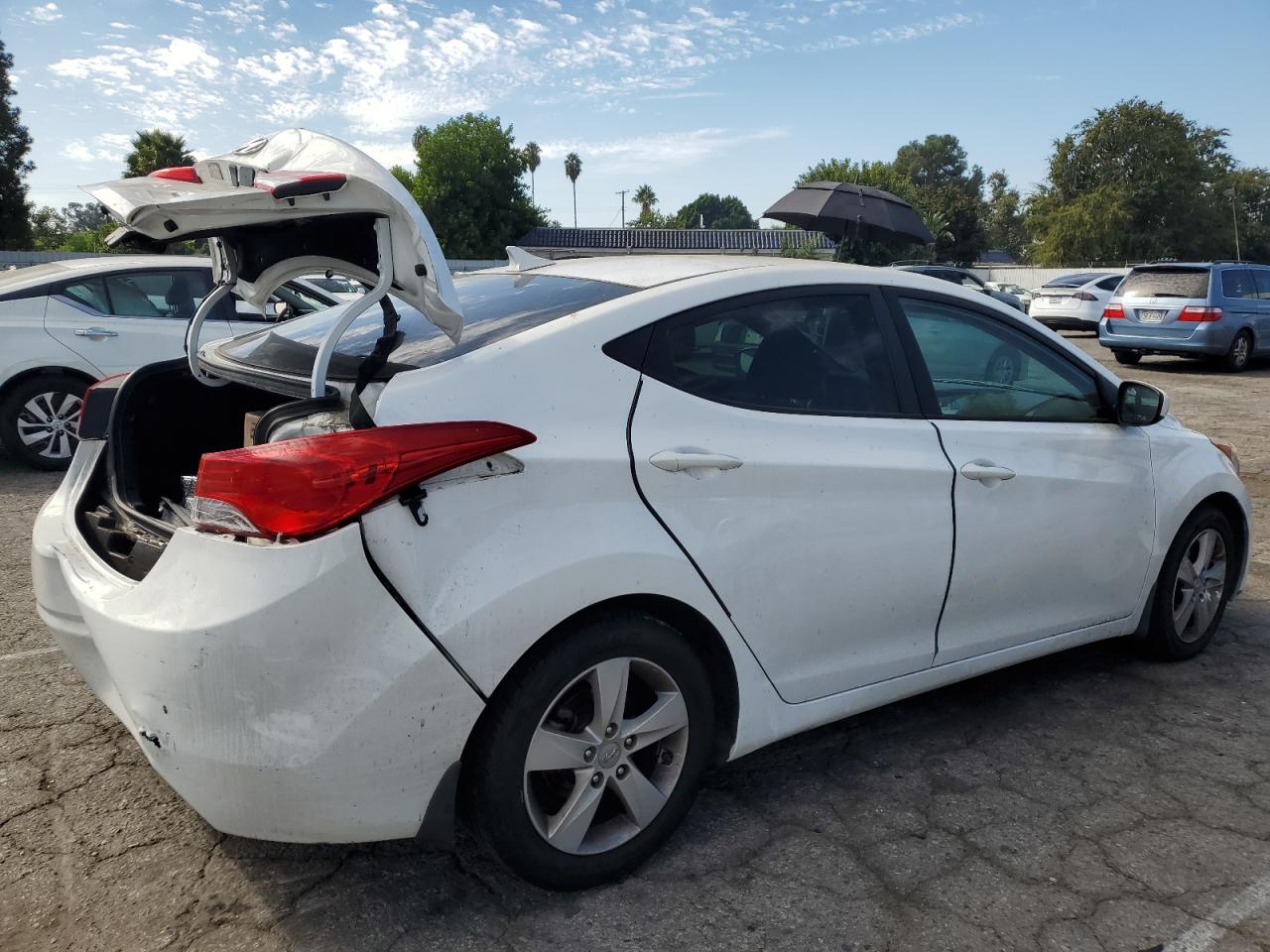 Изображение 3 2013 HYUNDAI ELANTRA GLS 2013 с VIN 5NPDH4AE2DH287166