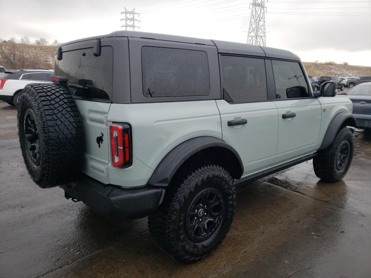 Image 3 of 2023 FORD BRONCO BASE 2023 with VIN 1FMEE5DPXPLB89031