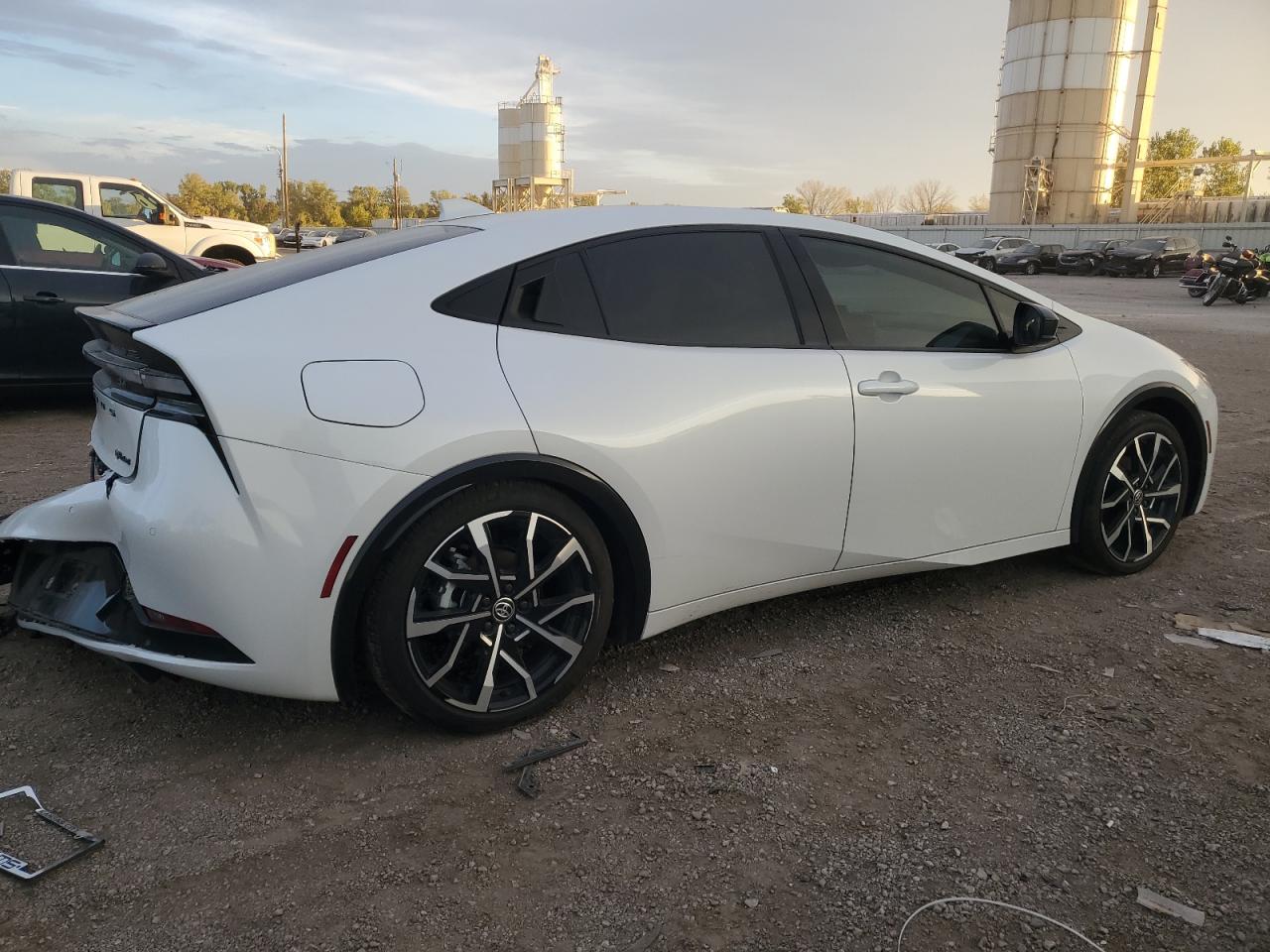 Image 3 of 2023 TOYOTA PRIUS PRIME SE 2023 with VIN JTDACACU1P3001103