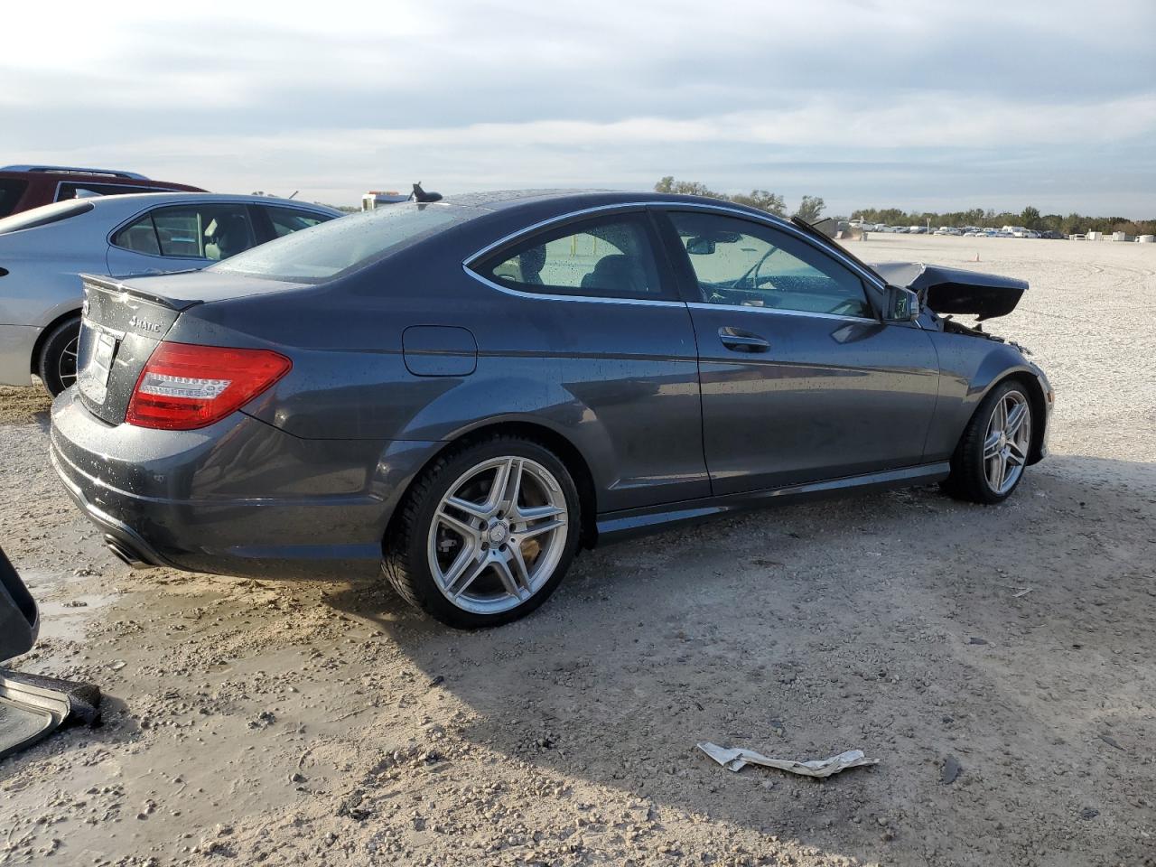 Изображение 3 2014 MERCEDES-BENZ C 350 4MATIC 2014 с VIN WDDGJ8JB5EG203402