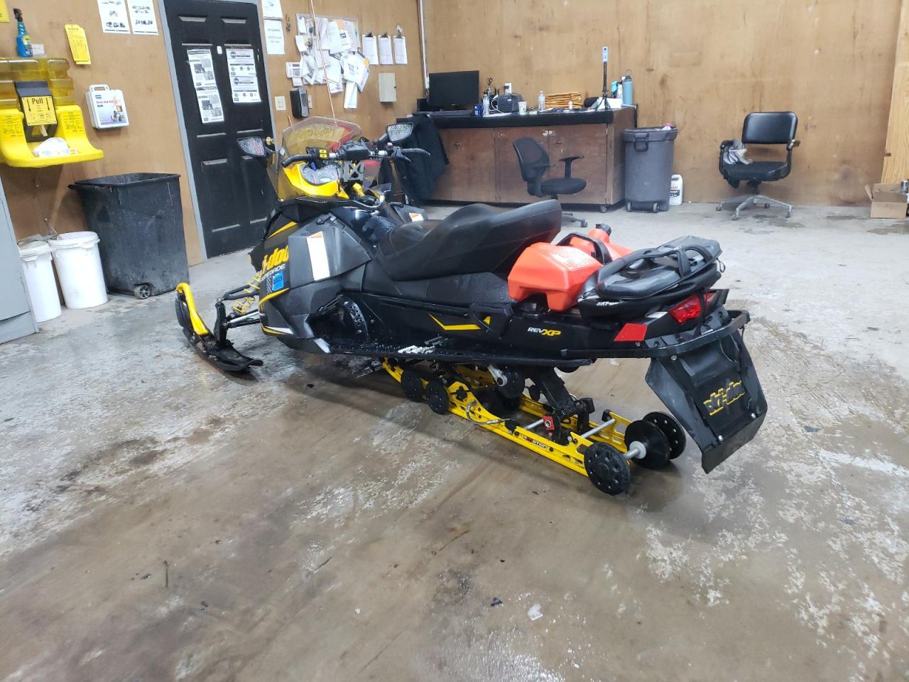 Obraz 3 z 2013 SKI SNOWMOBILE 2013 z VIN 2BPSUFDB9DV000240