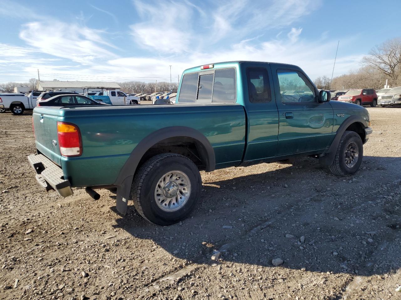 Изображение 3 1998 FORD RANGER SUPER CAB 1998 с VIN 1FTZR15U3WPB17375