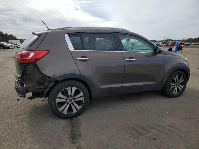 Image 3 of 2011 KIA SPORTAGE EX 2011 with VIN KNDPCCA29B7162999