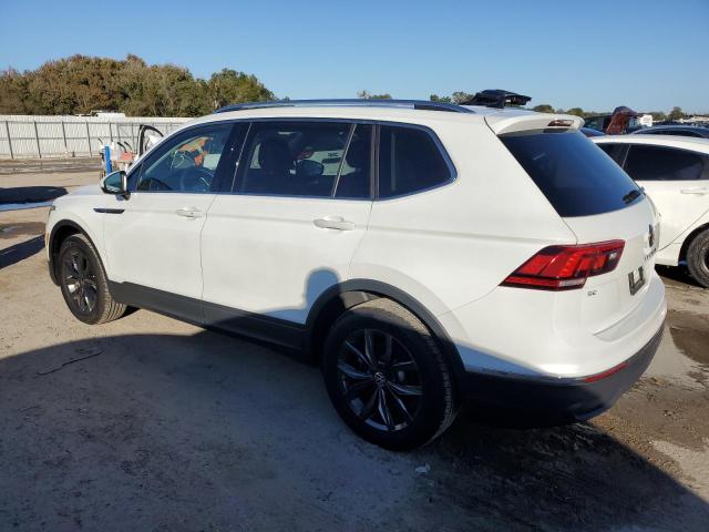 Image 2 of 2023 VOLKSWAGEN TIGUAN SE 2023 with VIN 3VVNB7AX0PM121348