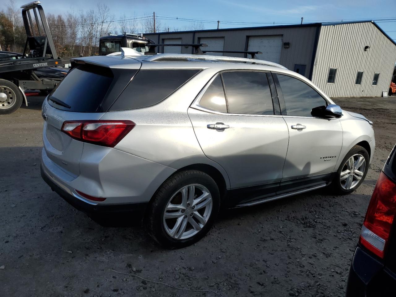 Image 3 of 2018 CHEVROLET EQUINOX PREMIER 2018 with VIN 3GNAXWEX0JS507412