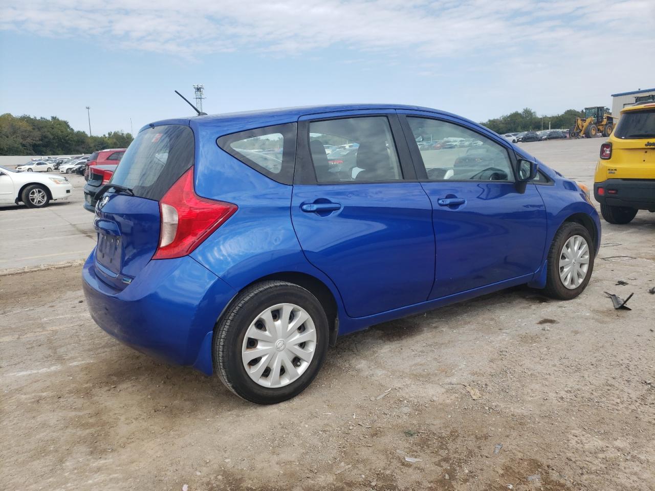 Изображение 3 2015 NISSAN VERSA NOTE S 2015 с VIN 3N1CE2CP6FL430780