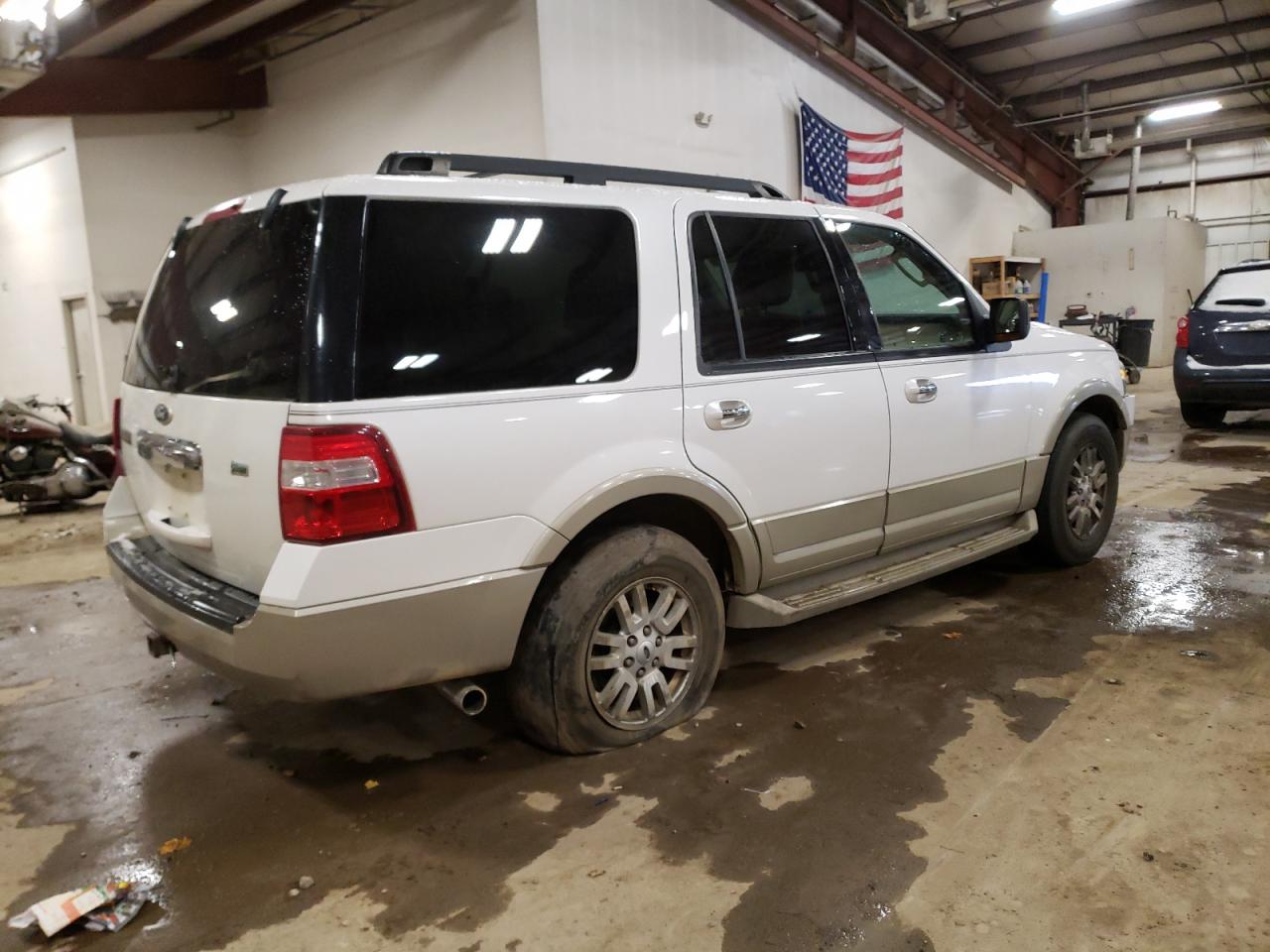 Image 3 of 2010 FORD EXPEDITION EDDIE BAUER 2010 with VIN 1FMJU1H59AEB71683