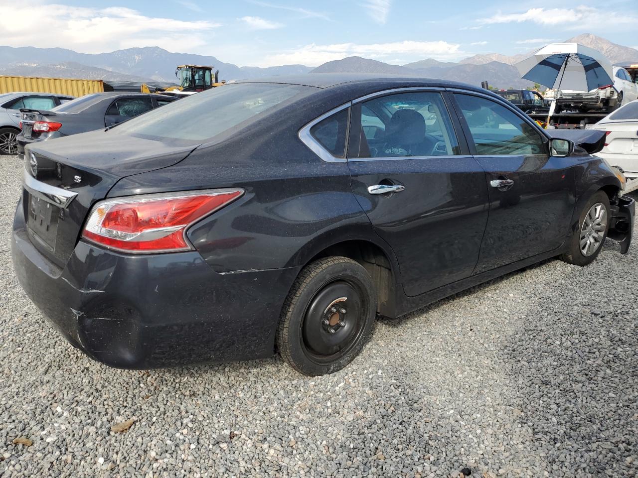 Image 3 of 2015 NISSAN ALTIMA 2.5 2015 with VIN 1N4AL3AP3FN369462