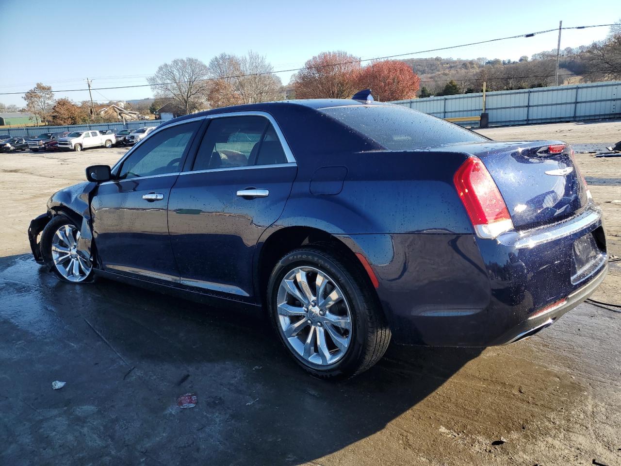 Изображение 2 2016 CHRYSLER 300C  2016 с VIN 2C3CCAKG0GH142556