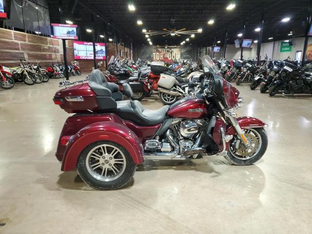 Obraz 1 z 2016 HARLEY-DAVIDSON FLHTCUTG TRI GLIDE ULTRA 2016 z VIN 1HD1MAL11GB853586