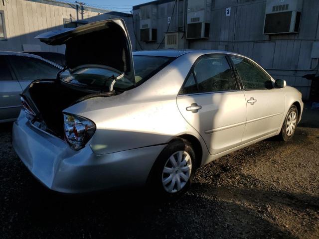 Image 3 of 2005 TOYOTA CAMRY LE 2005 with VIN 4T1BE32K45U584070