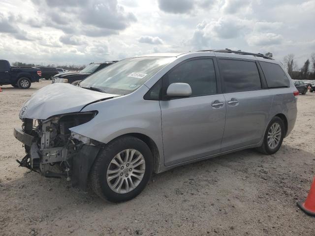 Obraz 1 z 2012 TOYOTA SIENNA XLE 2012 z VIN 5TDYK3DC7CS182770
