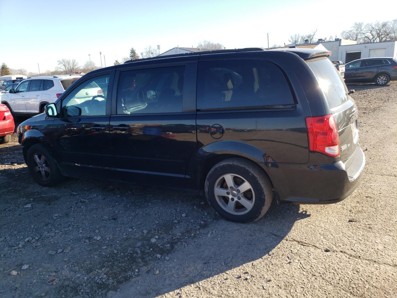 Image 2 of 2012 DODGE GRAND CARAVAN SXT 2012 with VIN 2C4RDGCG7CR167317