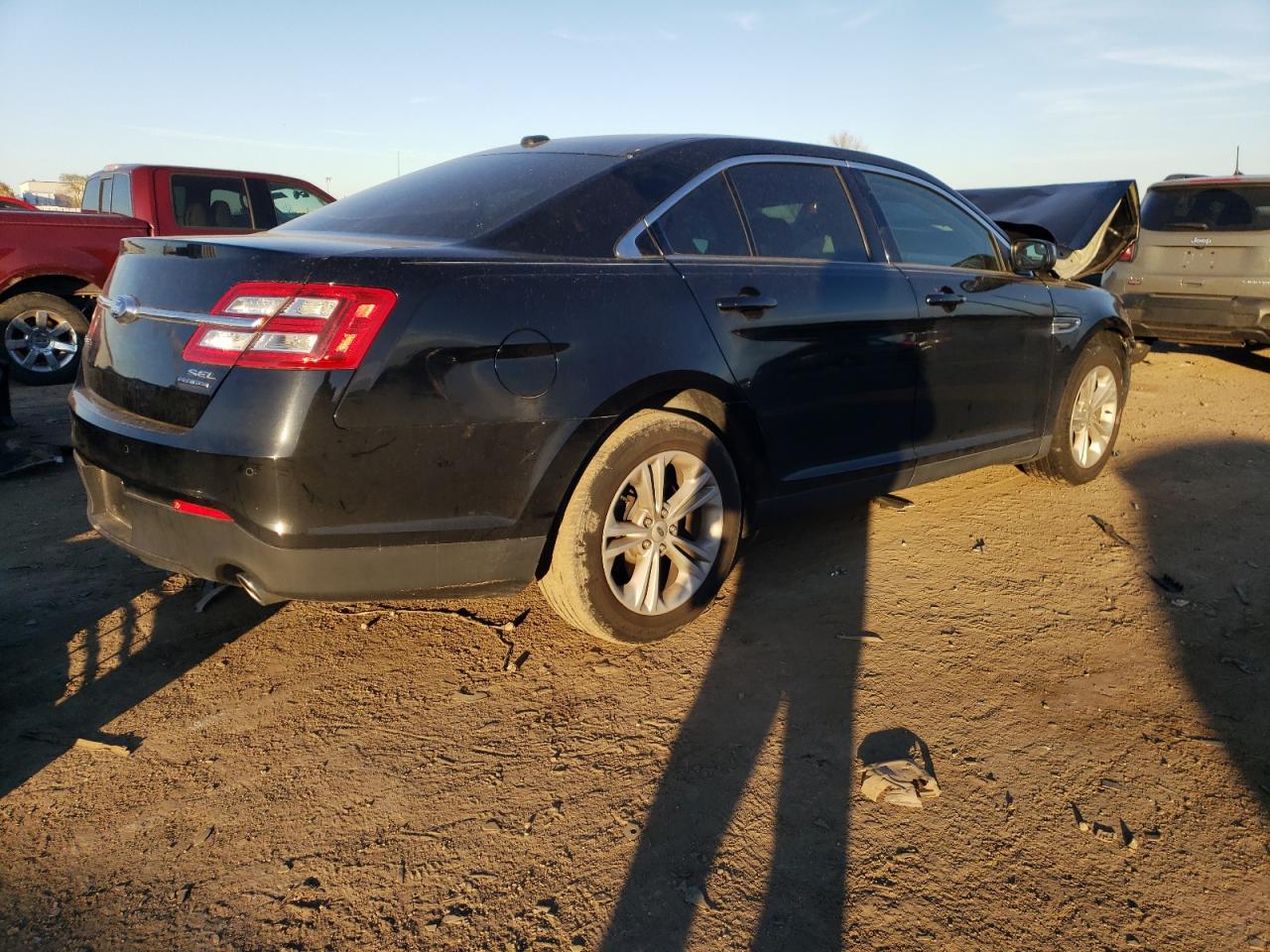 Изображение 3 2018 FORD TAURUS SEL 2018 с VIN 1FAHP2E81JG133289