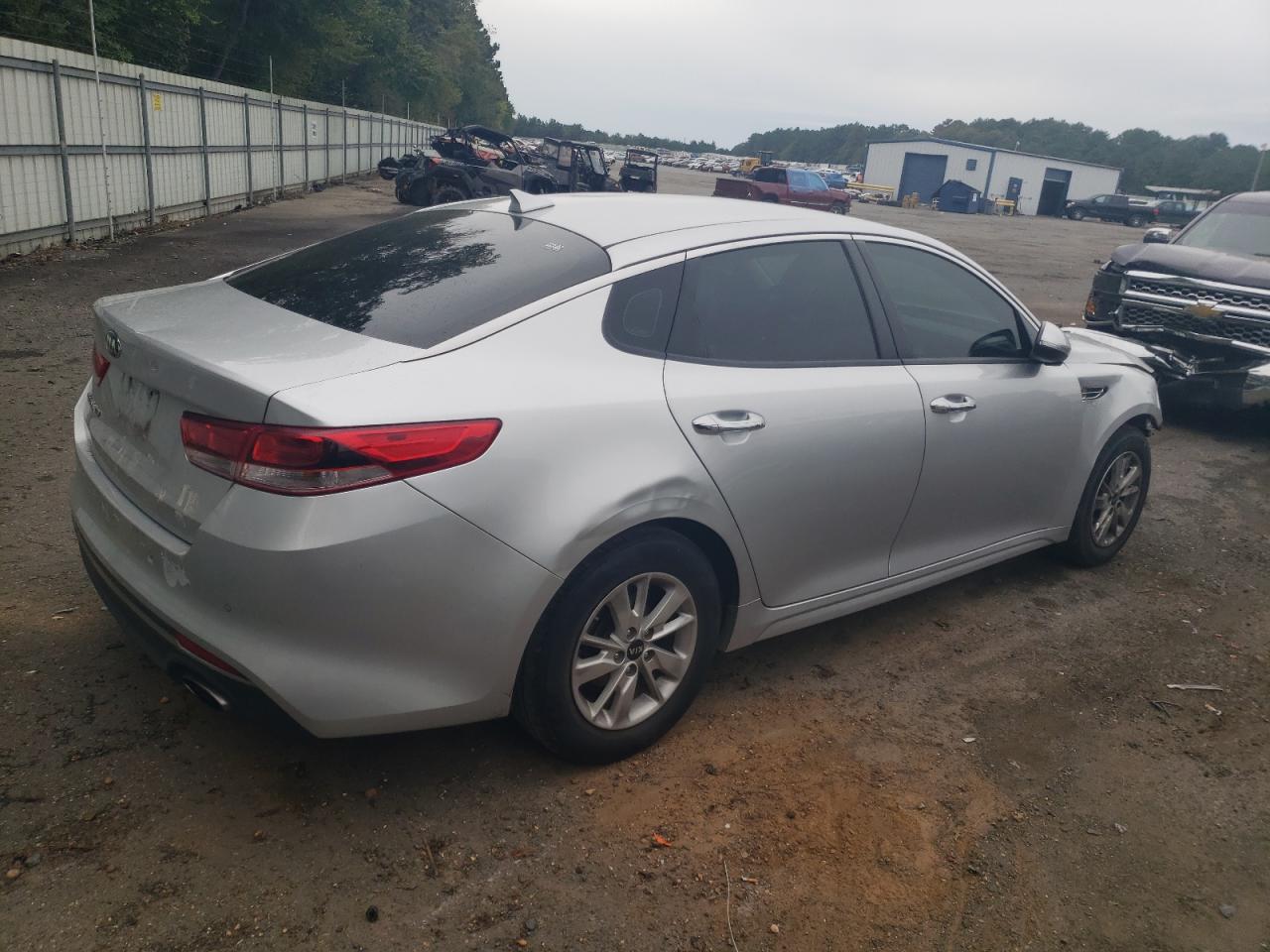 Image 3 of 2017 KIA OPTIMA LX 2017 with VIN 5XXGT4L34HG144292