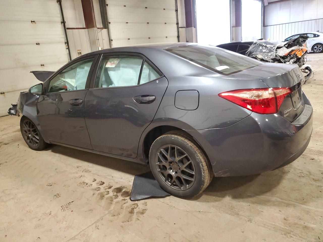 Изображение 2 2017 TOYOTA COROLLA L 2017 с VIN 2T1BURHE7HC847438