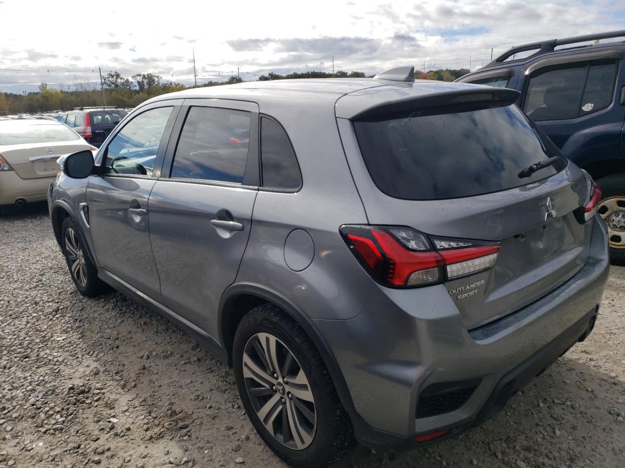 Image 2 of 2020 MITSUBISHI OUTLANDER SPORT SE 2020 with VIN JA4AP4AU3LU027032