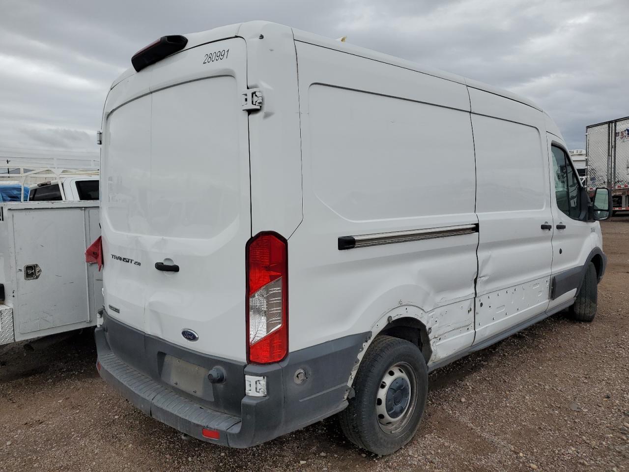 Image 3 of 2019 FORD TRANSIT T-250 2019 with VIN 1FTYR2CV4KKA26832