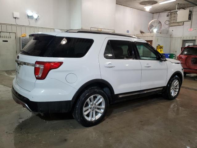 Image 3 of 2017 FORD EXPLORER XLT 2017 with VIN 1FM5K7D8XHGB82622