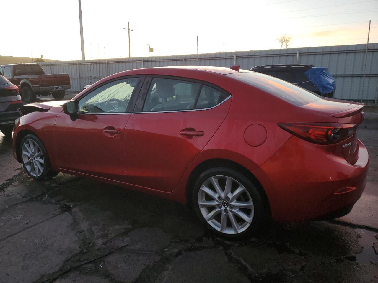 Изображение 2 2017 MAZDA 3 GRAND TOURING 2017 с VIN 3MZBN1W37HM127237