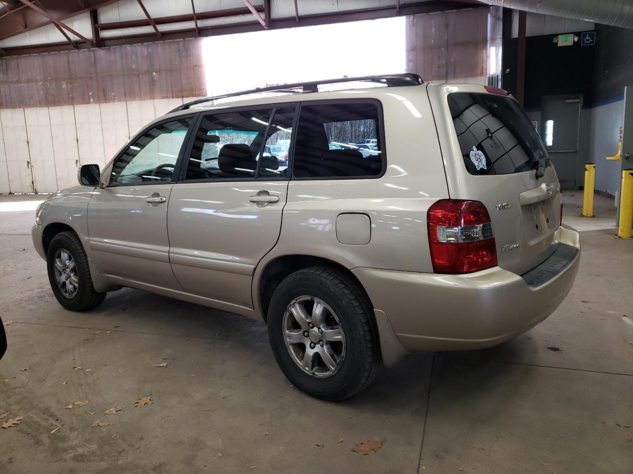 Image 2 of 2006 TOYOTA HIGHLANDER LIMITED 2006 with VIN JTEEP21A960172830