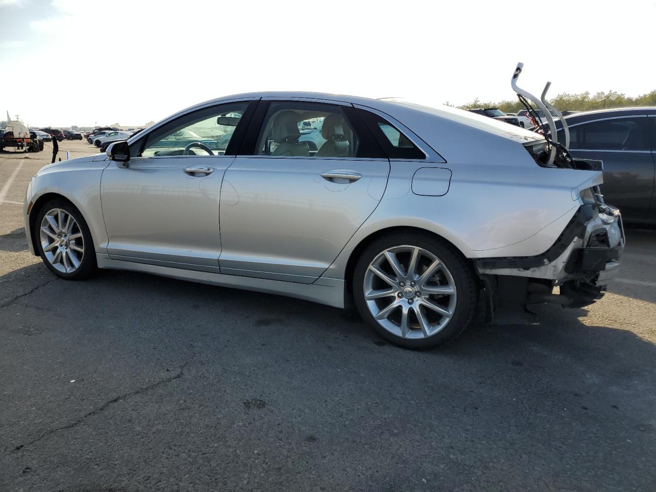 Изображение 2 2015 LINCOLN MKZ HYBRID 2015 с VIN 3LN6L2LU6FR628659