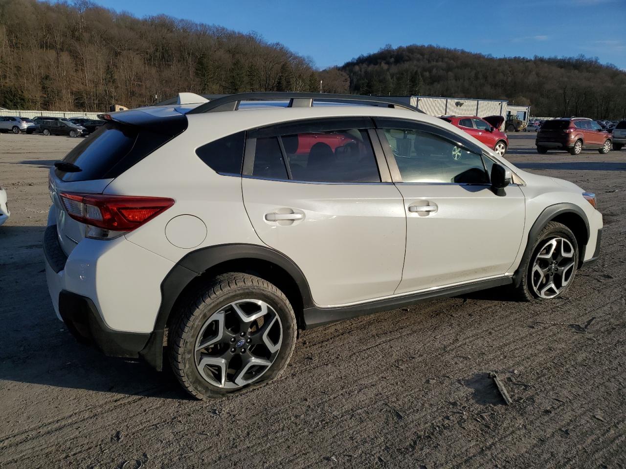 Obraz 3 z 2019 SUBARU CROSSTREK LIMITED 2019 z VIN JF2GTANC8K8397493