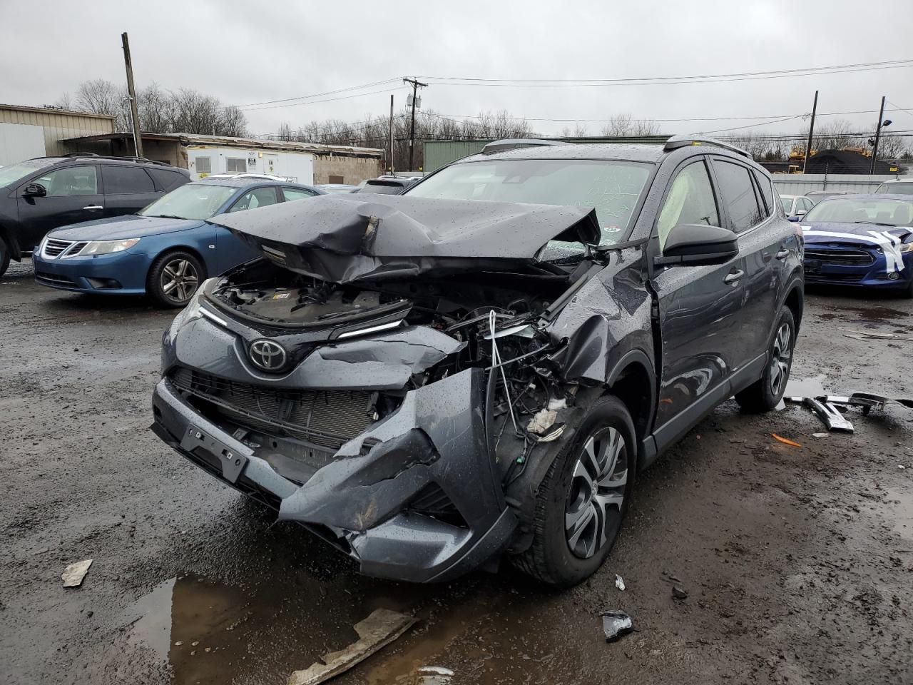 Image 1 of 2018 TOYOTA RAV4 LE 2018 with VIN JTMBFREV6JJ232243