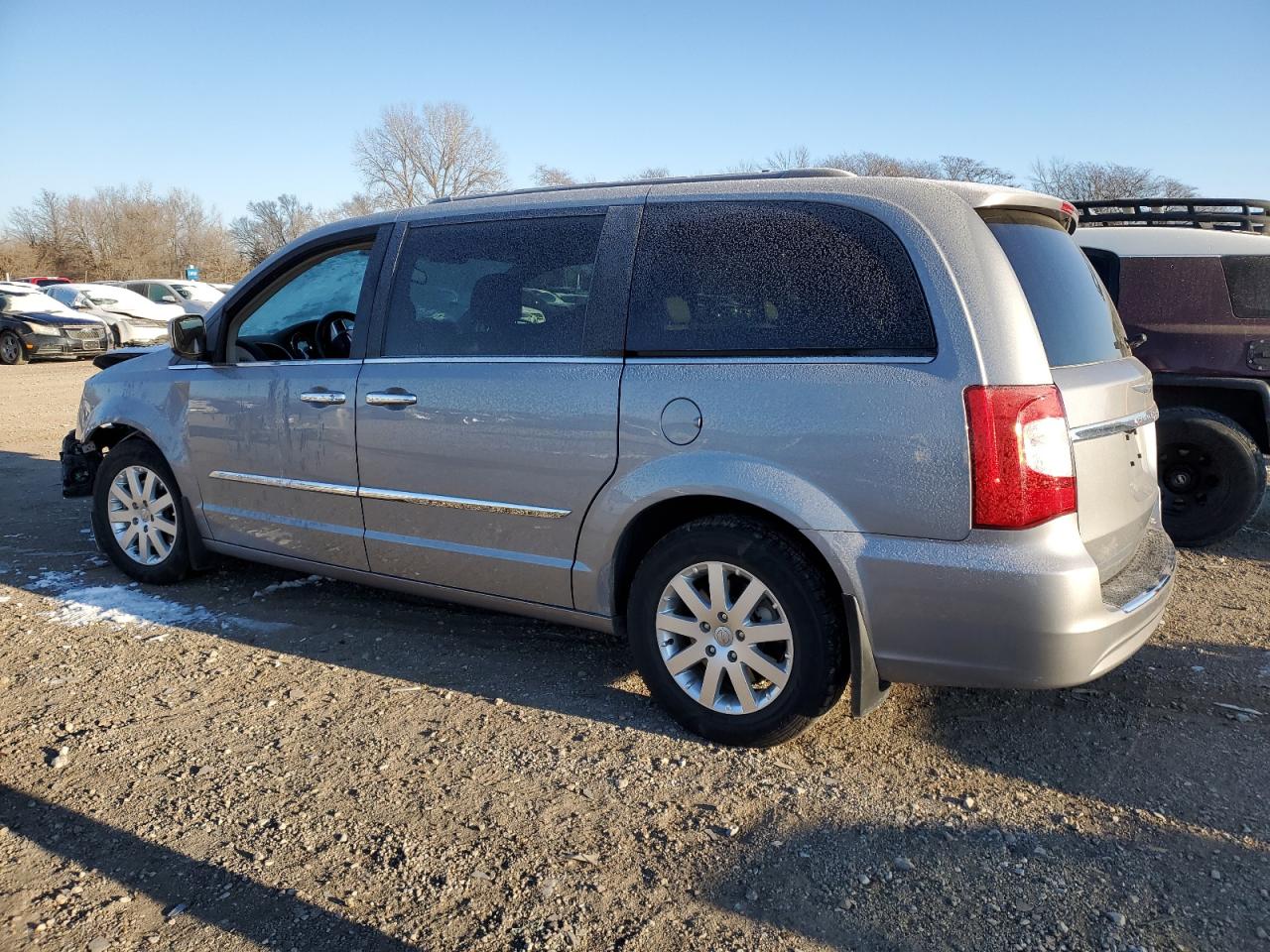 Изображение 2 2015 CHRYSLER TOWN & COUNTRY TOURING 2015 с VIN 2C4RC1BG7FR589612