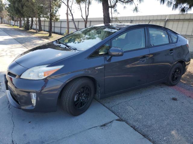 Image 1 of 2015 TOYOTA PRIUS  2015 with VIN JTDKN3DU2F0438553