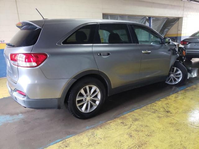 Image 3 of 2016 KIA SORENTO LX 2016 with VIN 5XYPG4A33GG082112