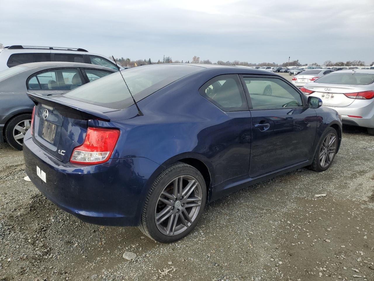 Изображение 3 2013 TOYOTA SCION TC  2013 с VIN JTKJF5C73D3063003