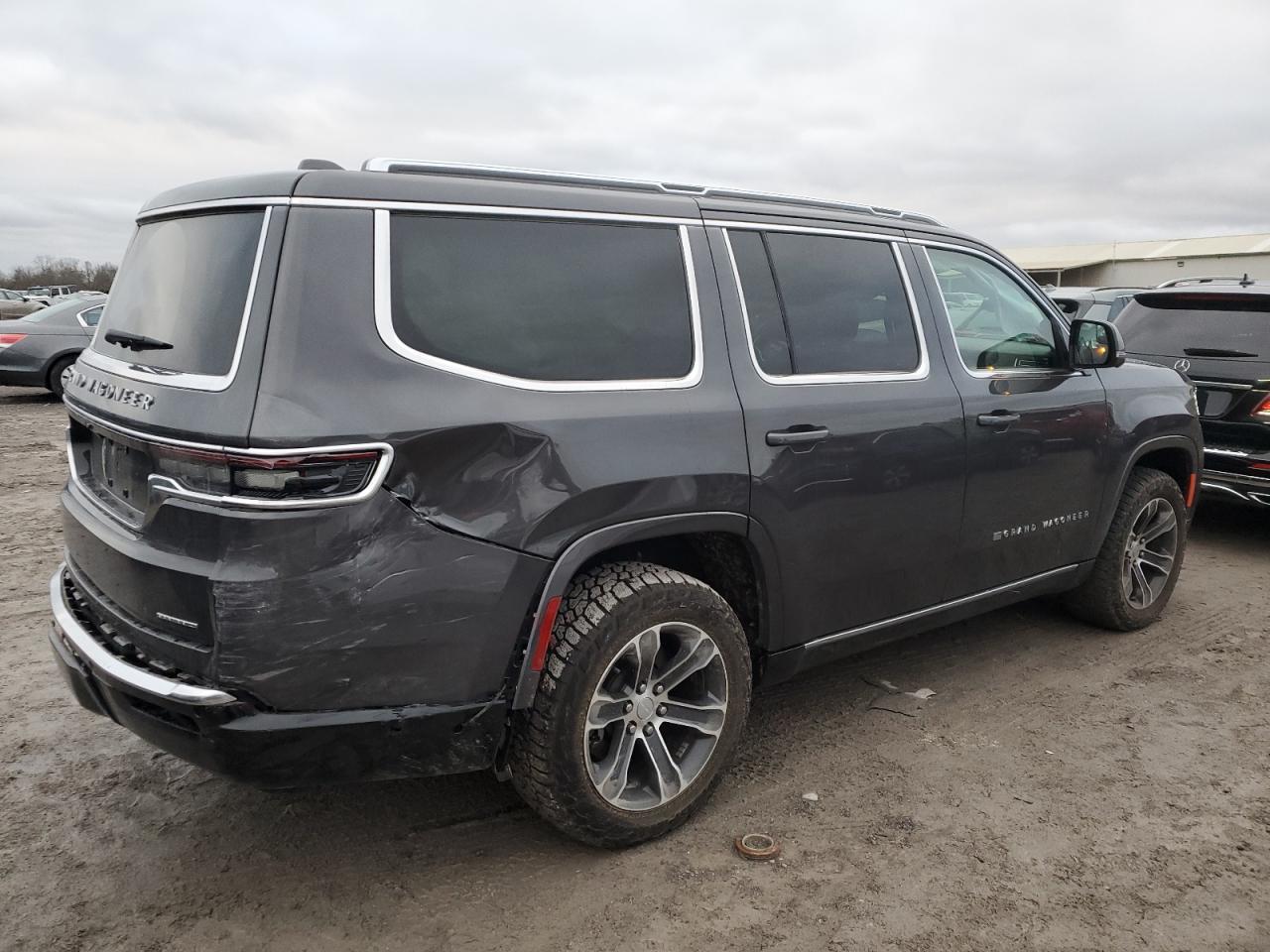 Изображение 3 2022 JEEP GRAND WAGONEER SERIES I 2022 с VIN 1C4SJVEJ2NS119460