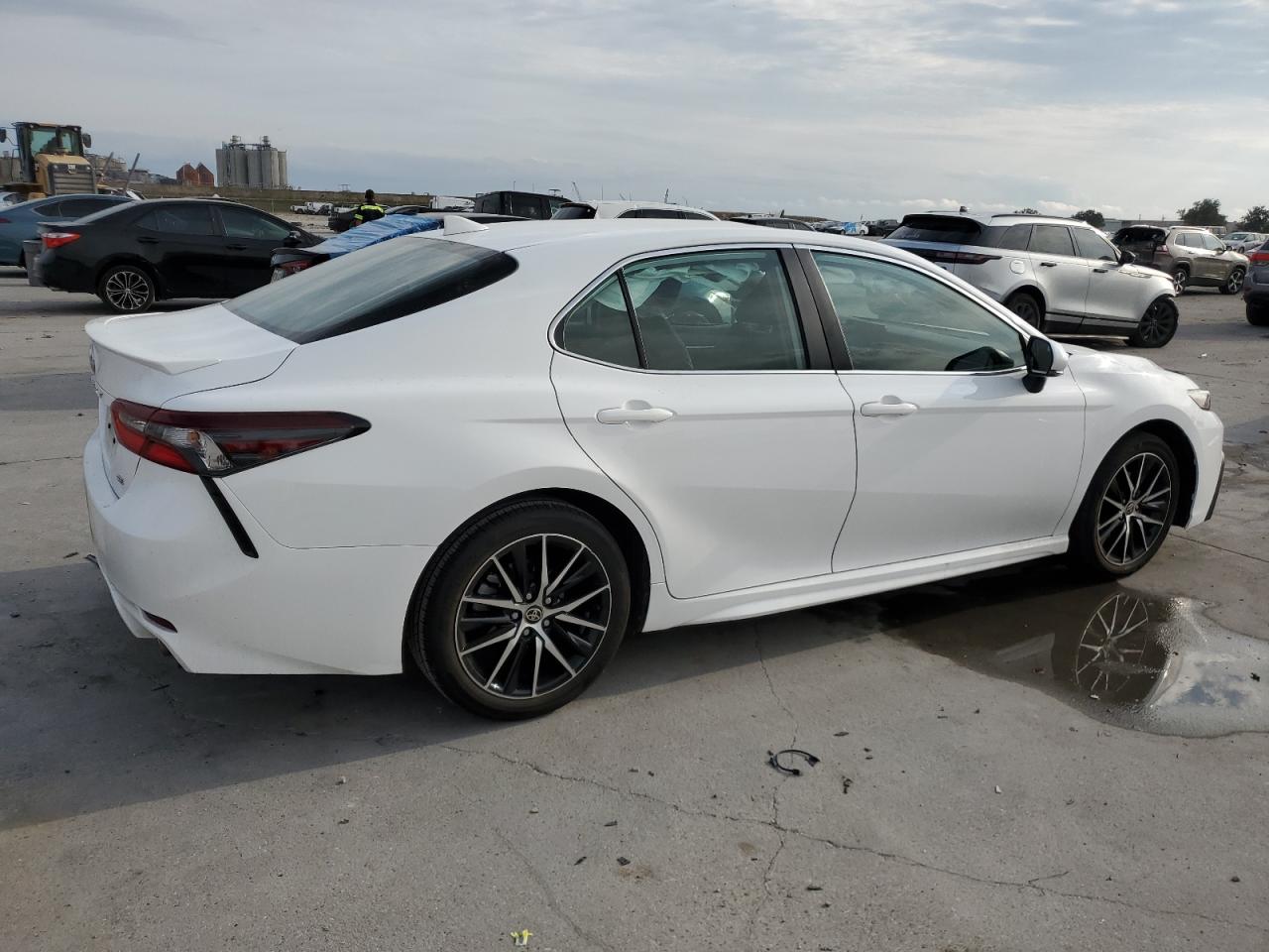 Изображение 3 2023 TOYOTA CAMRY SE NIGHT SHADE 2023 с VIN 4T1G11AK1PU772152