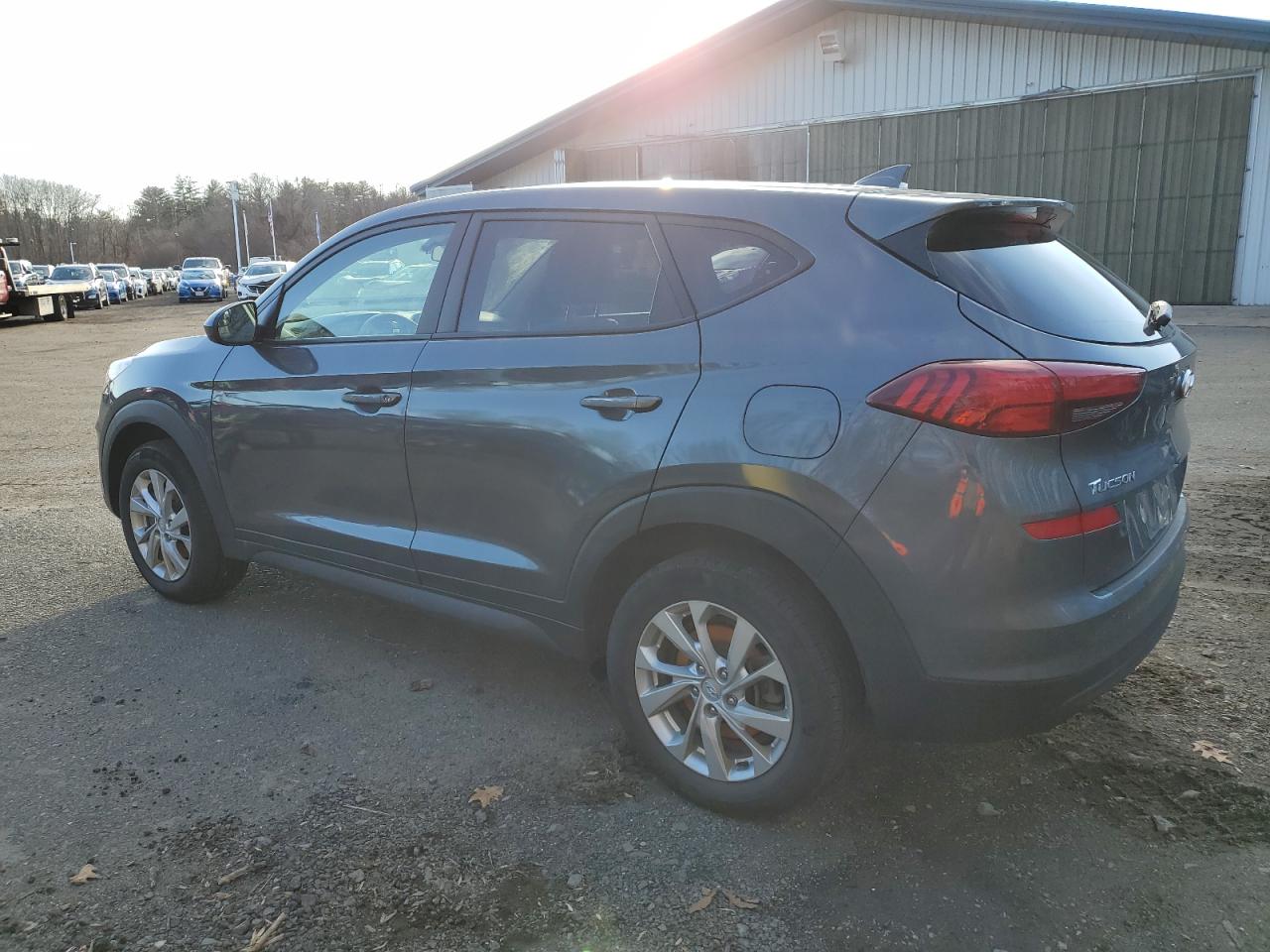Изображение 2 2021 HYUNDAI TUCSON SE 2021 с VIN KM8J2CA40MU304781