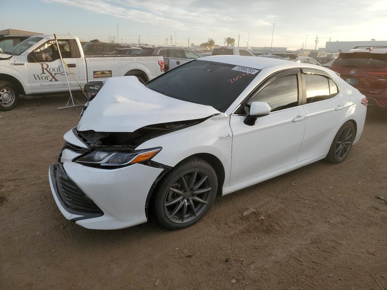Изображение 1 2019 TOYOTA CAMRY LE 2019 с VIN 4T1B31HK2KU007731