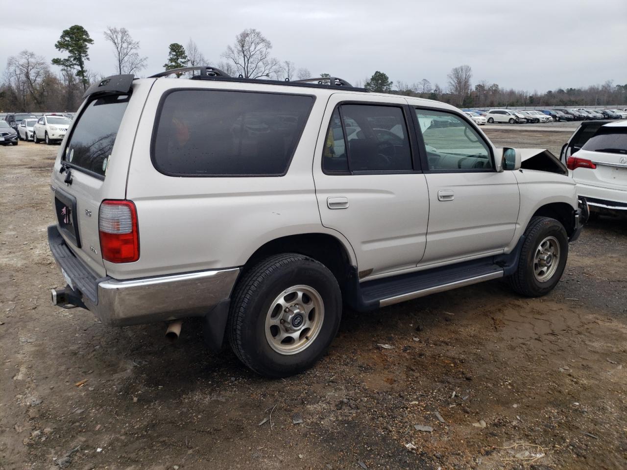 Image 3 of 1999 TOYOTA 4RUNNER SR5 1999 with VIN JT3GN86R8X0102360