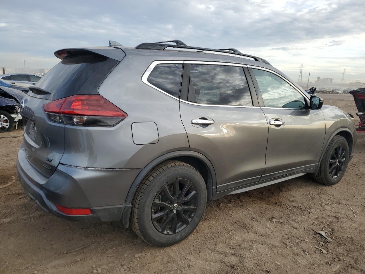 Image 3 of 2018 NISSAN ROGUE S 2018 with VIN 5N1AT2MT6JC802608