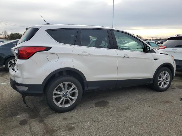 Изображение 3 2019 FORD ESCAPE SE 2019 с VIN 1FMCU0GD8KUA60948