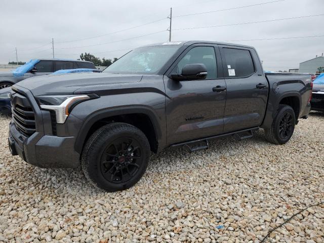 Изображение 1 2023 TOYOTA TUNDRA CREWMAX SR 2023 с VIN 5TFLA5DB7PX105316